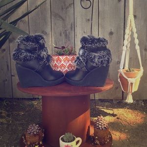 Baby Phat Demaris wedge black ankle fur boots